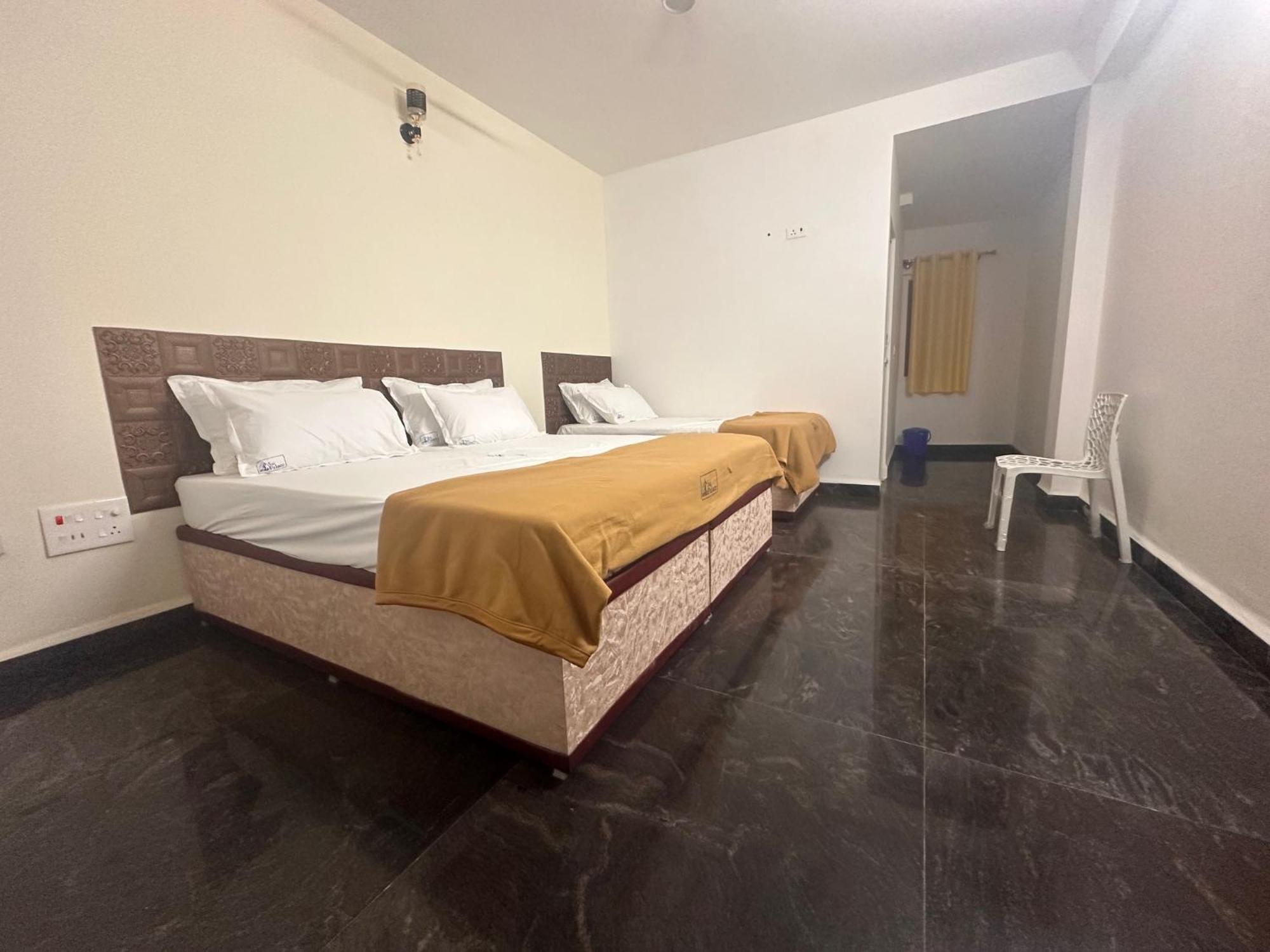 Mps Sai Palace Tiruvannāmalai Zewnętrze zdjęcie